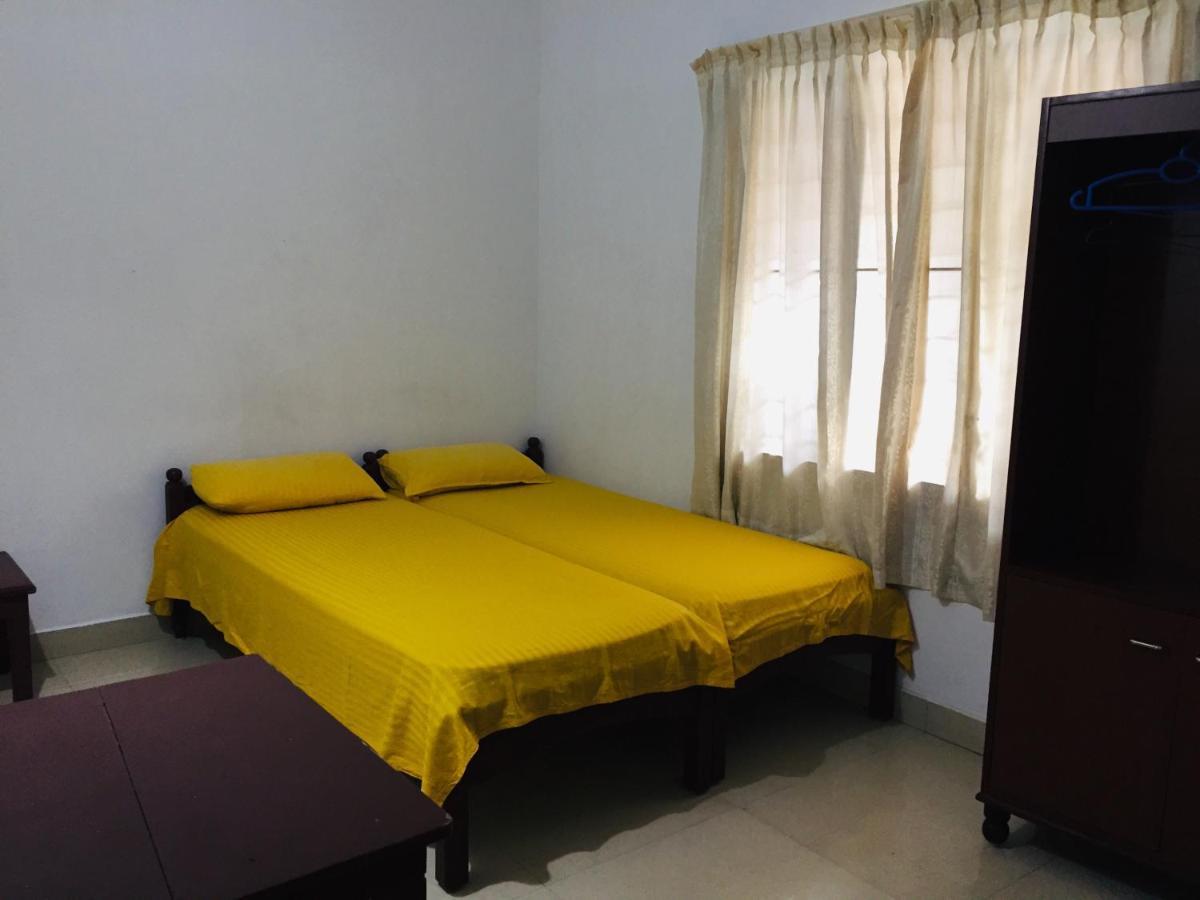 Hebron Inn Kochi Dış mekan fotoğraf